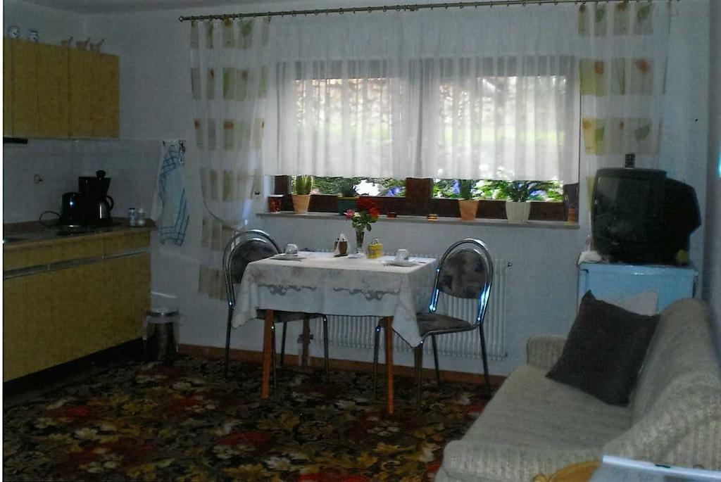 Privatzimmer Lichter Freiburg im Breisgau Exterior photo