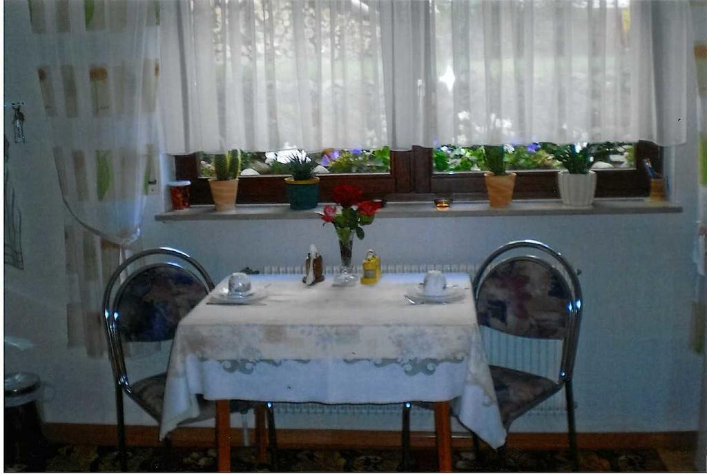 Privatzimmer Lichter Freiburg im Breisgau Exterior photo